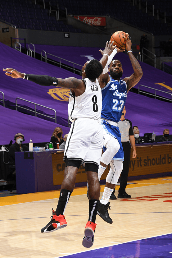 关于里程碑夜！辽宁本钢刷新队史纪录；全明星赛赛后刷纪录；媒体盛赞；控场能力受关注的信息