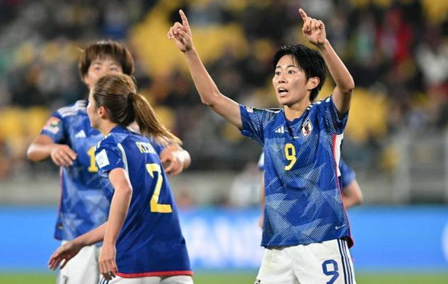 疾速备战的主创团队