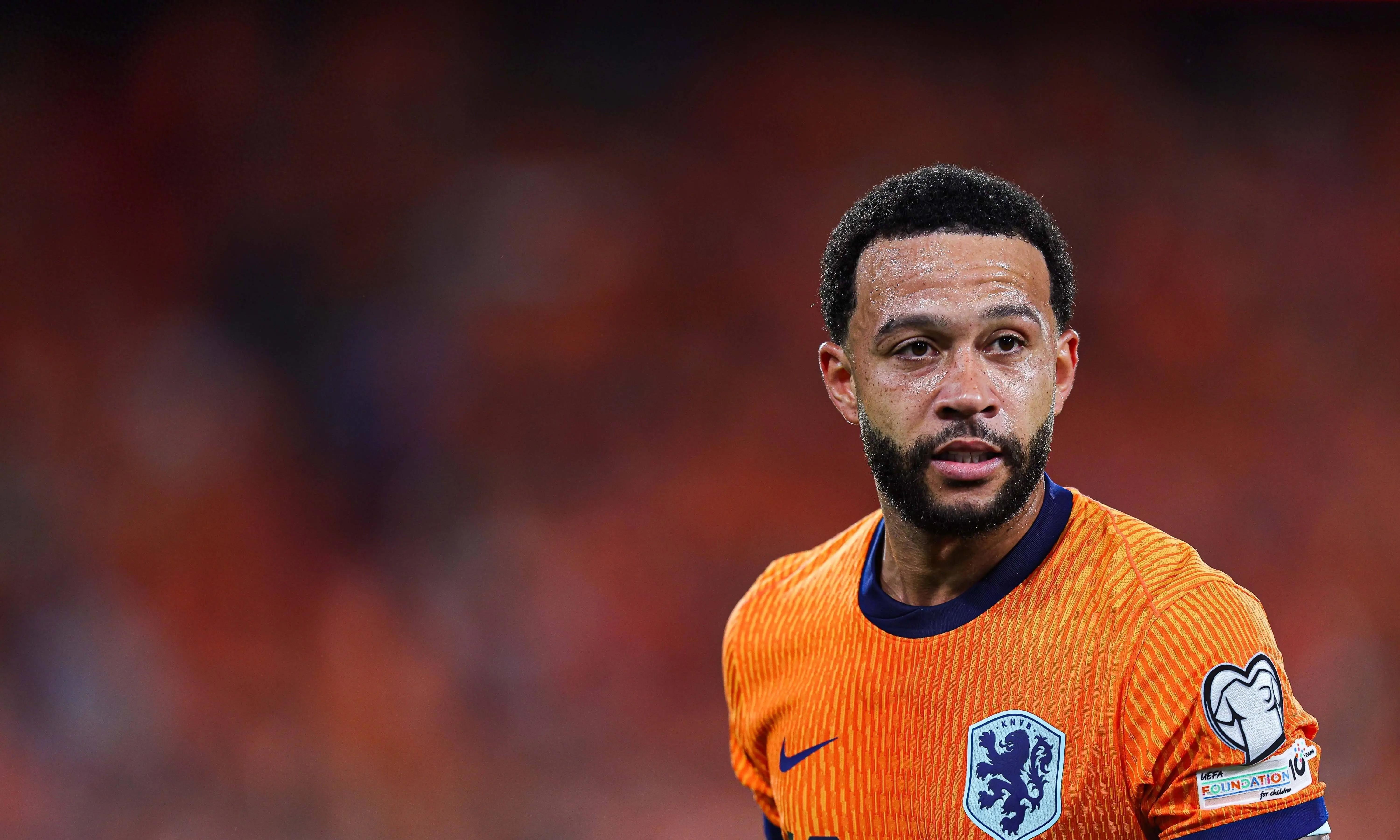 比利亚雷亚尔训练开放日，赛后战术微调引欢呼，足总杯在即，赛程密集仍需轮换的简单介绍