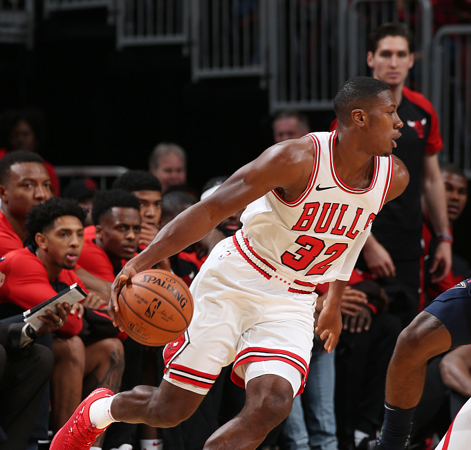 包含冲刺阶段欧篮联传出新动向,芝加哥公牛防线松动,管理层表态:悬念犹存,高层口径保持一致的词条 包含冲刺阶段欧篮联传出新动向,芝加哥公牛防线松动,管理层表态:悬念犹存,高层口径保持一致的词条