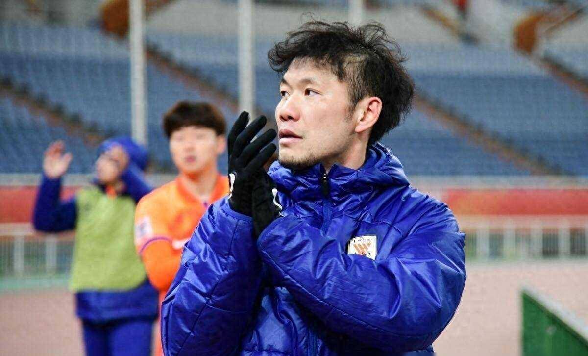 关于今晚金州勇士战术微调——亚冠节点到来，管理层满意，控场能力受关注的信息